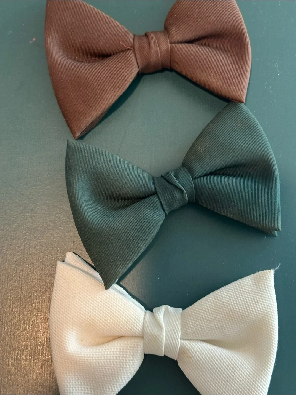 Kids Floral Necktie with Three Bow Clips - Multi/White/Brown/Green